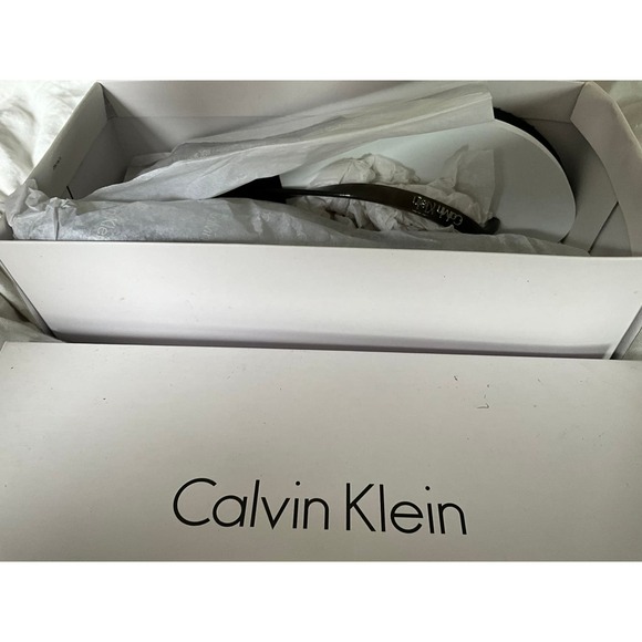 NOS Calvin Klein Black/White BURA Platform flip-flops 9 - Picture 6 of 12